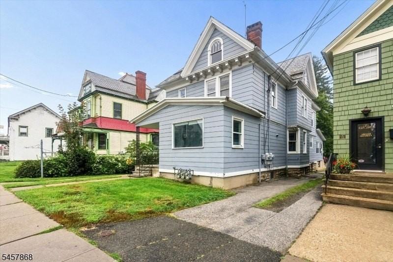 81 Main St #A - Photo 2 of 30