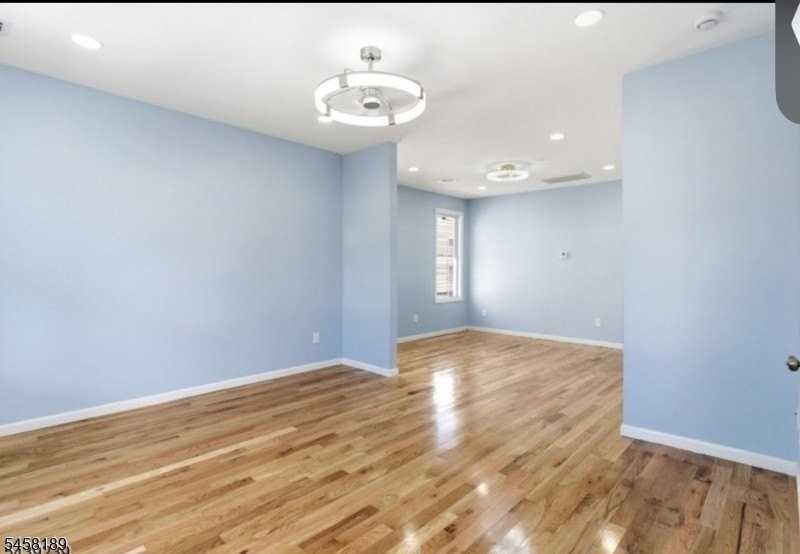 280 Conklin Ave #2 - Photo 2 of 7