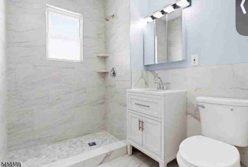 280 Conklin Ave #2 - Photo 5 of 7