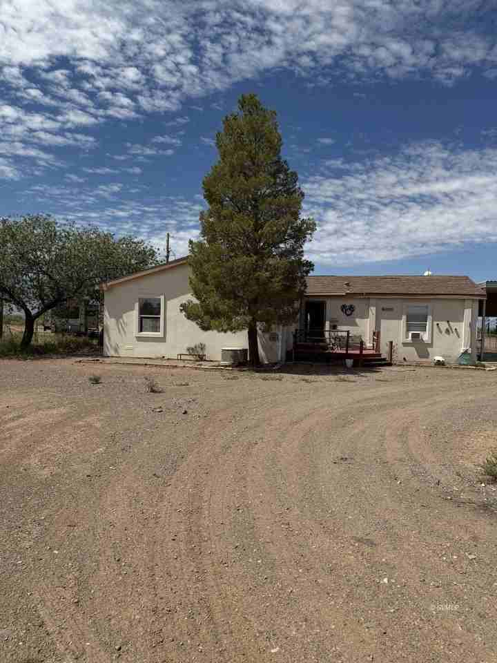 2220 S San Juan Mine Rd - Photo 2 of 43