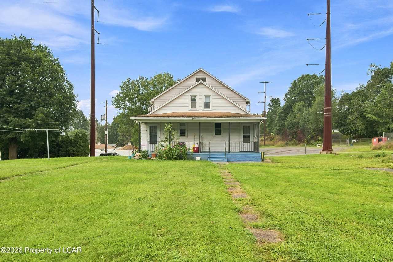 54 Humphrey St - Photo 2 of 17