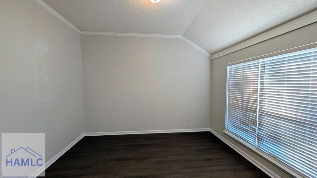 110 Westchester Ln - Photo 5 of 18
