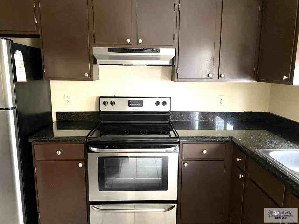 3500 Carmen Ave #302 - Photo 7 of 20