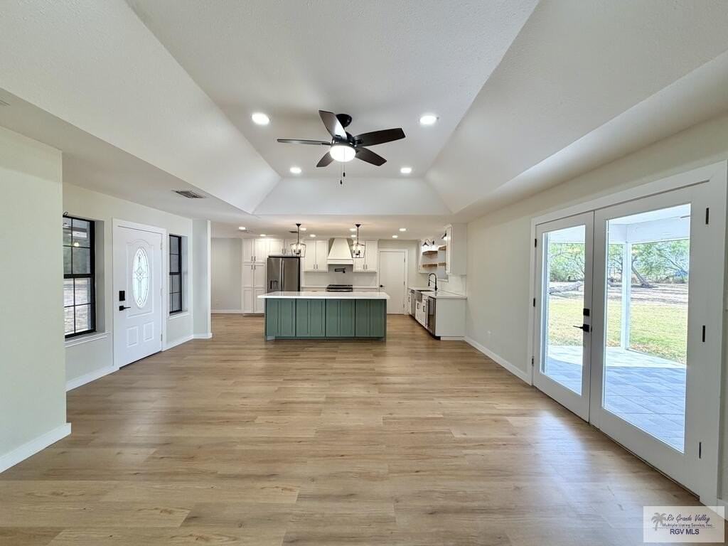 35059 Anaqua Dr - Photo 4 of 33