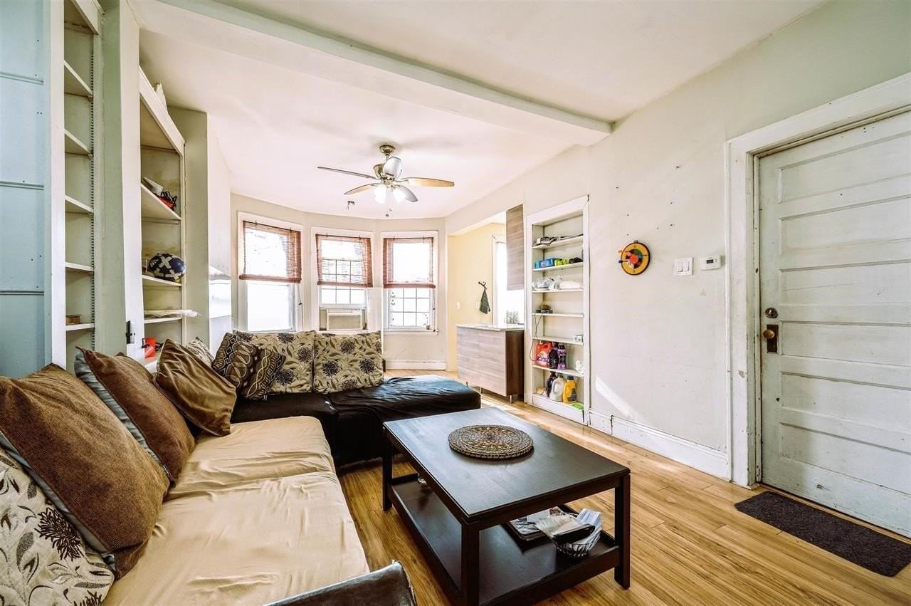 30 Troy St #2 - Photo 4 of 5