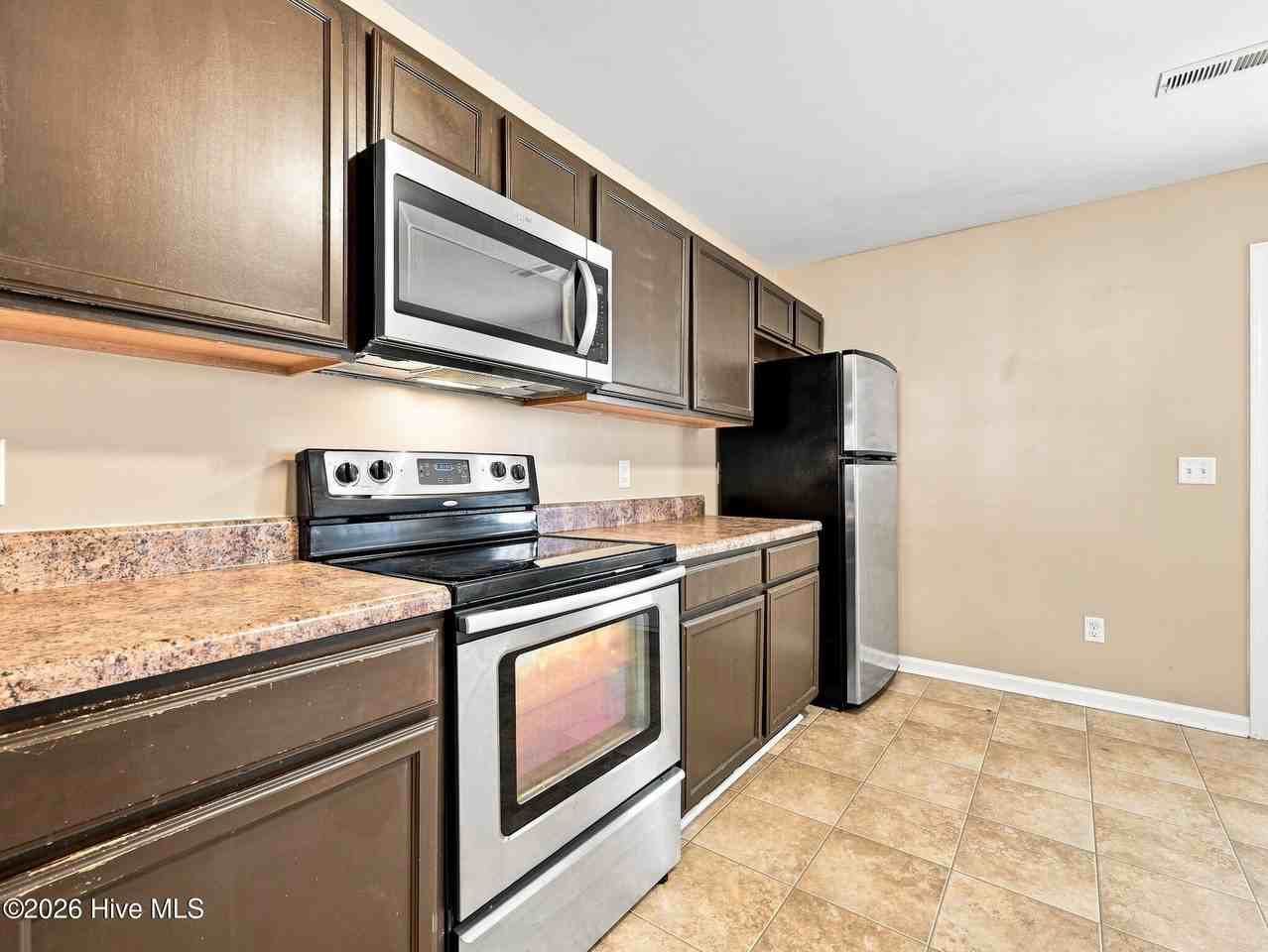 419 Caldwell Loop - Photo 6 of 26