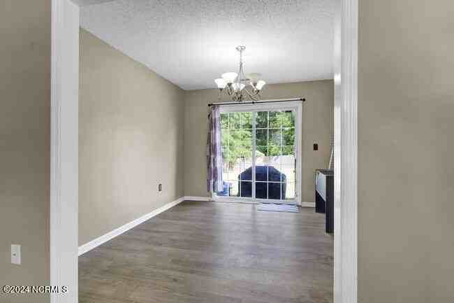 134 Lawndale Ln - Photo 6 of 27