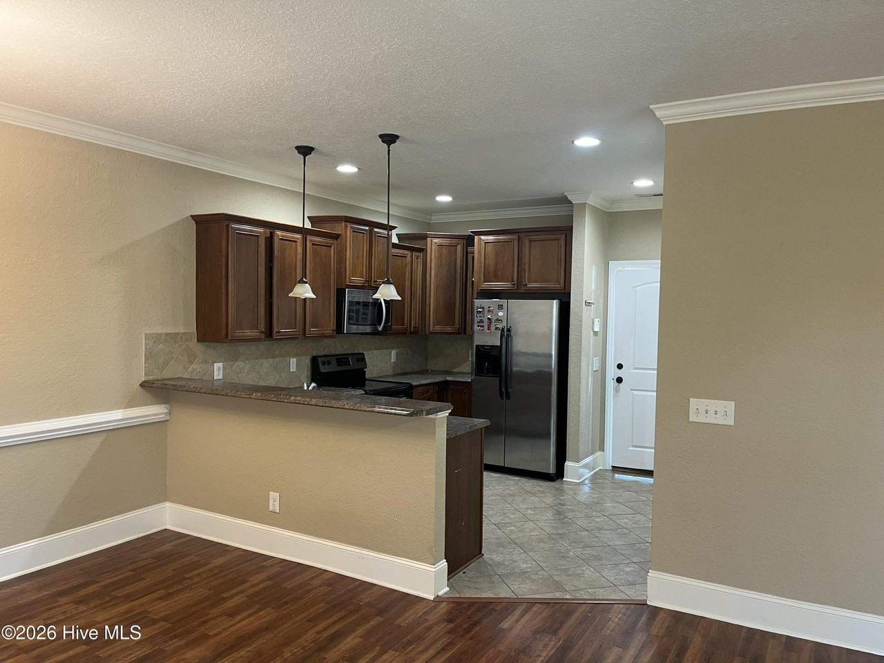 1855 Cambria Dr #A - Photo 3 of 12
