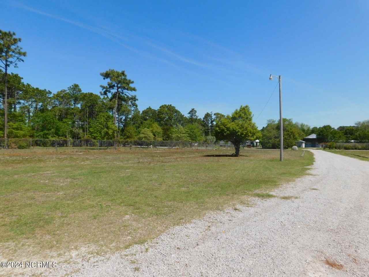 358 White Oak Dr - Photo 2 of 22