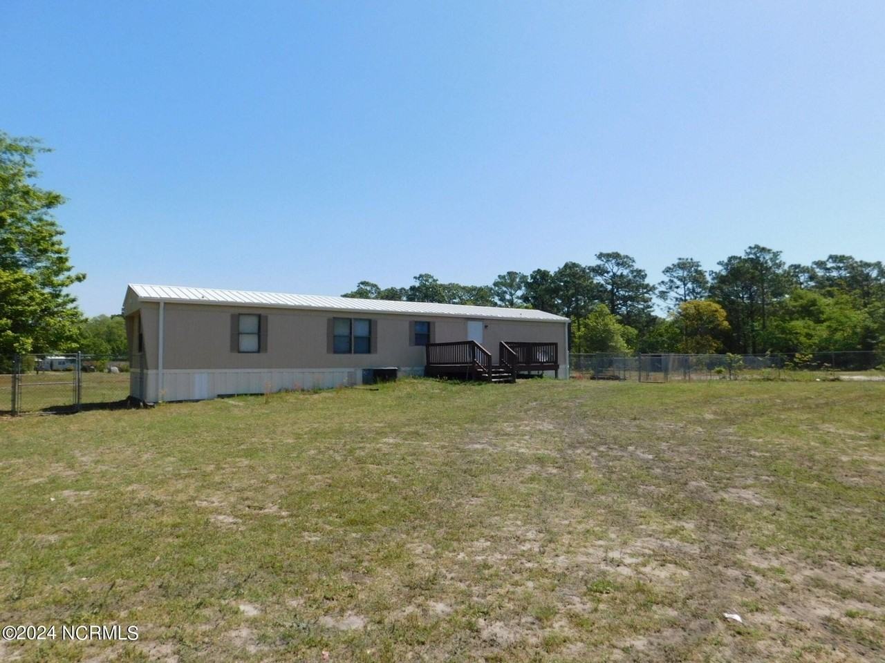 358 White Oak Dr - Photo 4 of 22