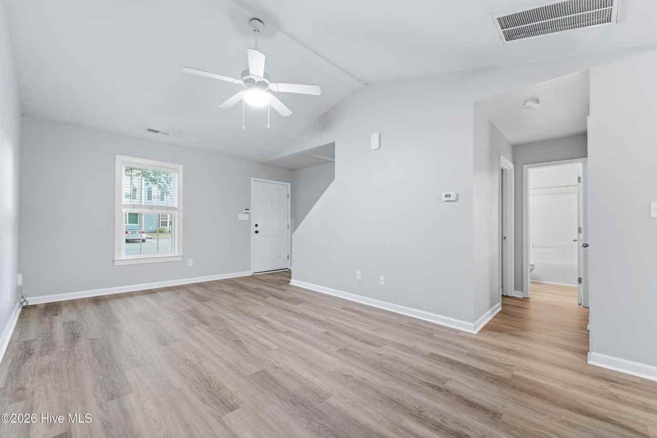 308 Caldwell Loop - Photo 3 of 26