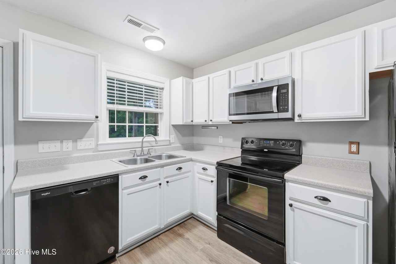 308 Caldwell Loop - Photo 6 of 26
