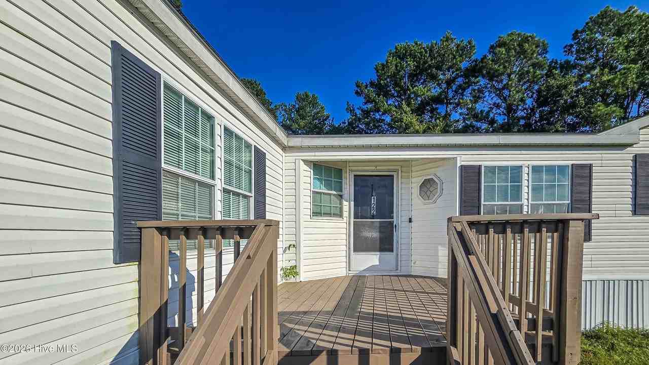 122 Langston Dr - Photo 3 of 50