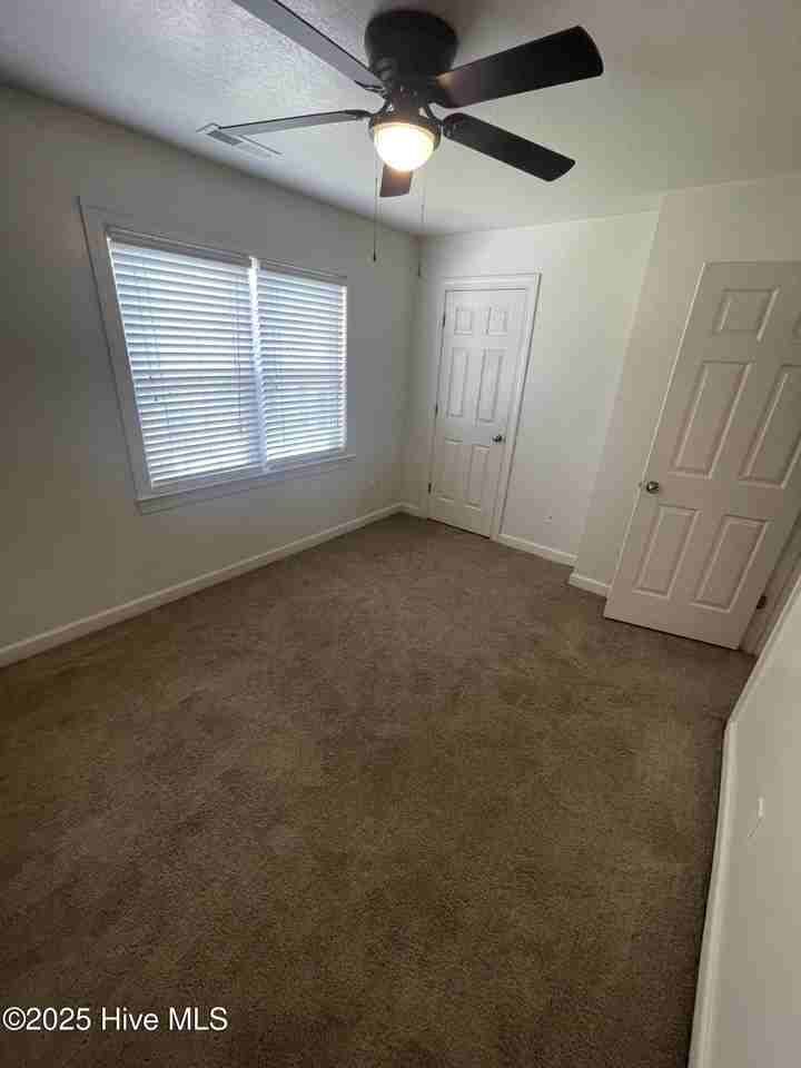 602 Springwood Dr - Photo 4 of 16