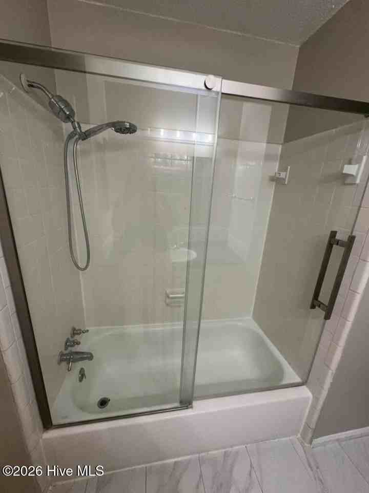 2530 Country Club Rd - Photo 7 of 15