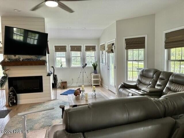 151 Mariners Way - Photo 4 of 18