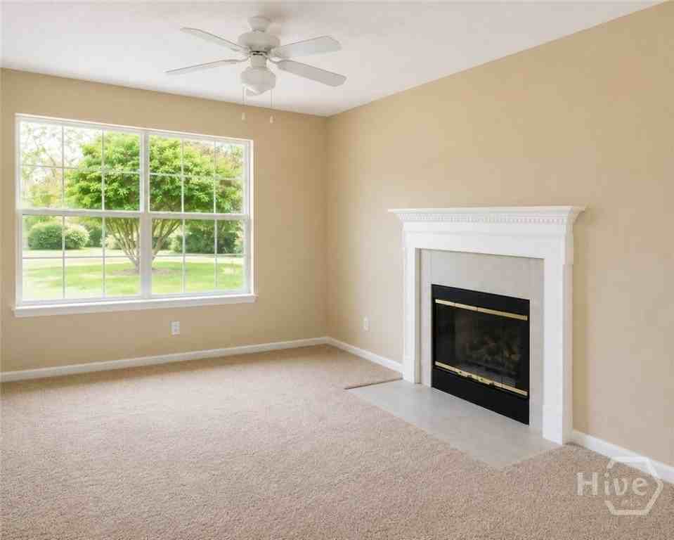 139 Laurelwood Dr - Photo 2 of 10