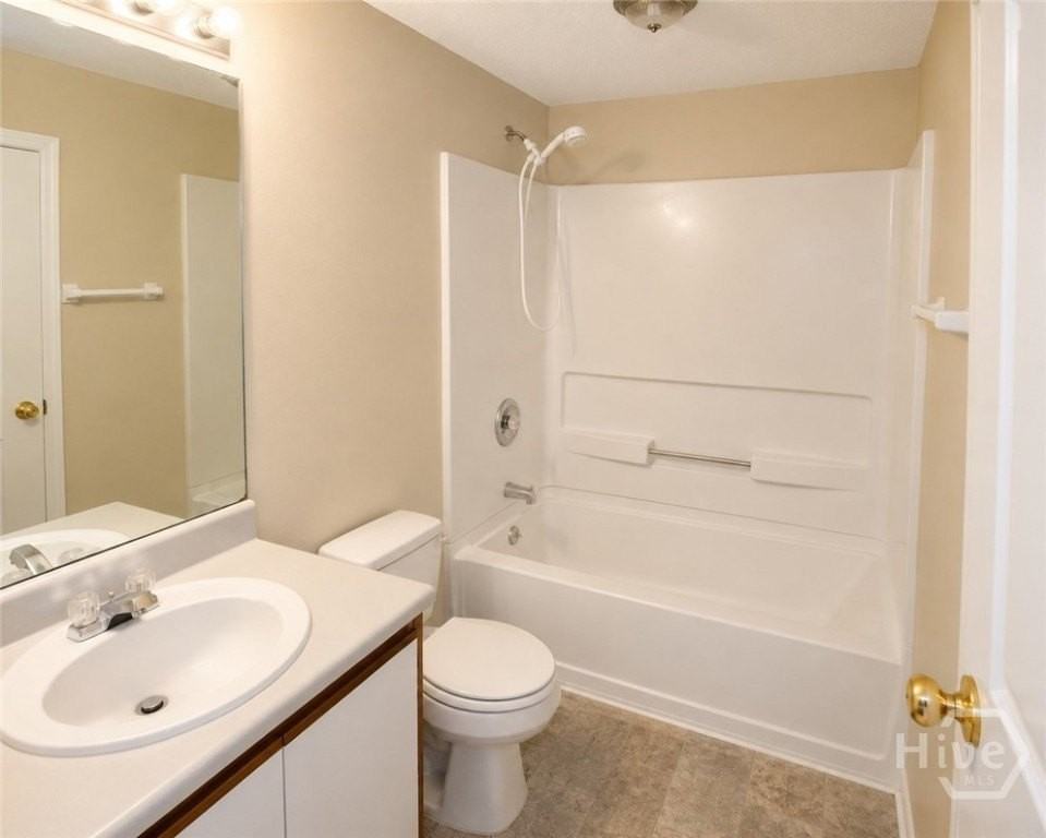 139 Laurelwood Dr - Photo 6 of 10