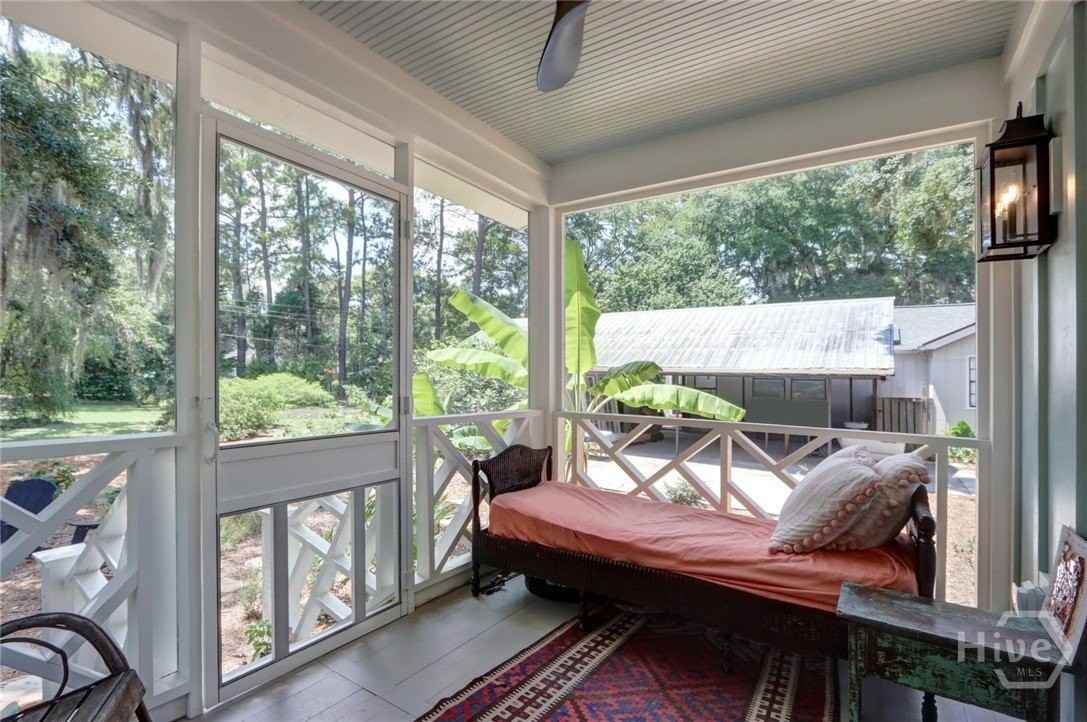 2415 Texas Ave - Photo 3 of 41