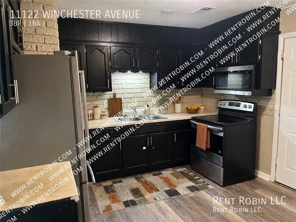 11122 Winchester Ave - Photo 4 of 12