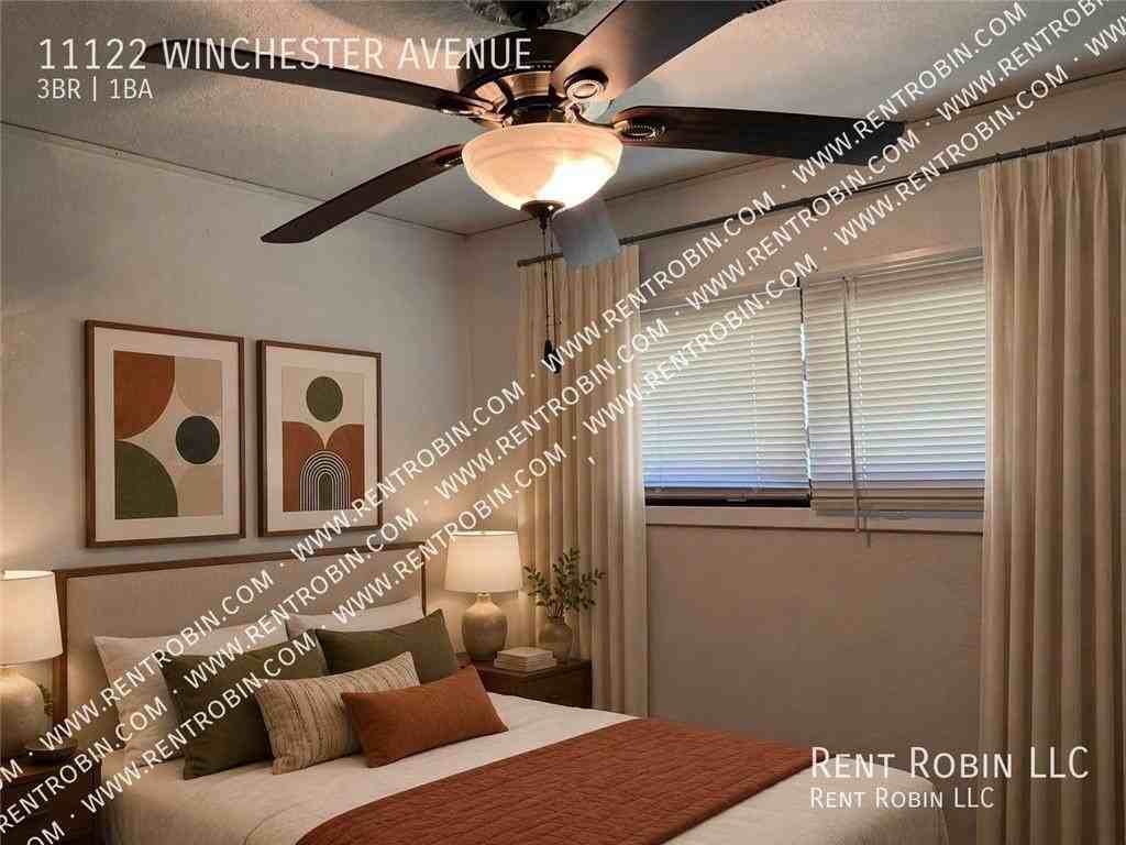 11122 Winchester Ave - Photo 6 of 12