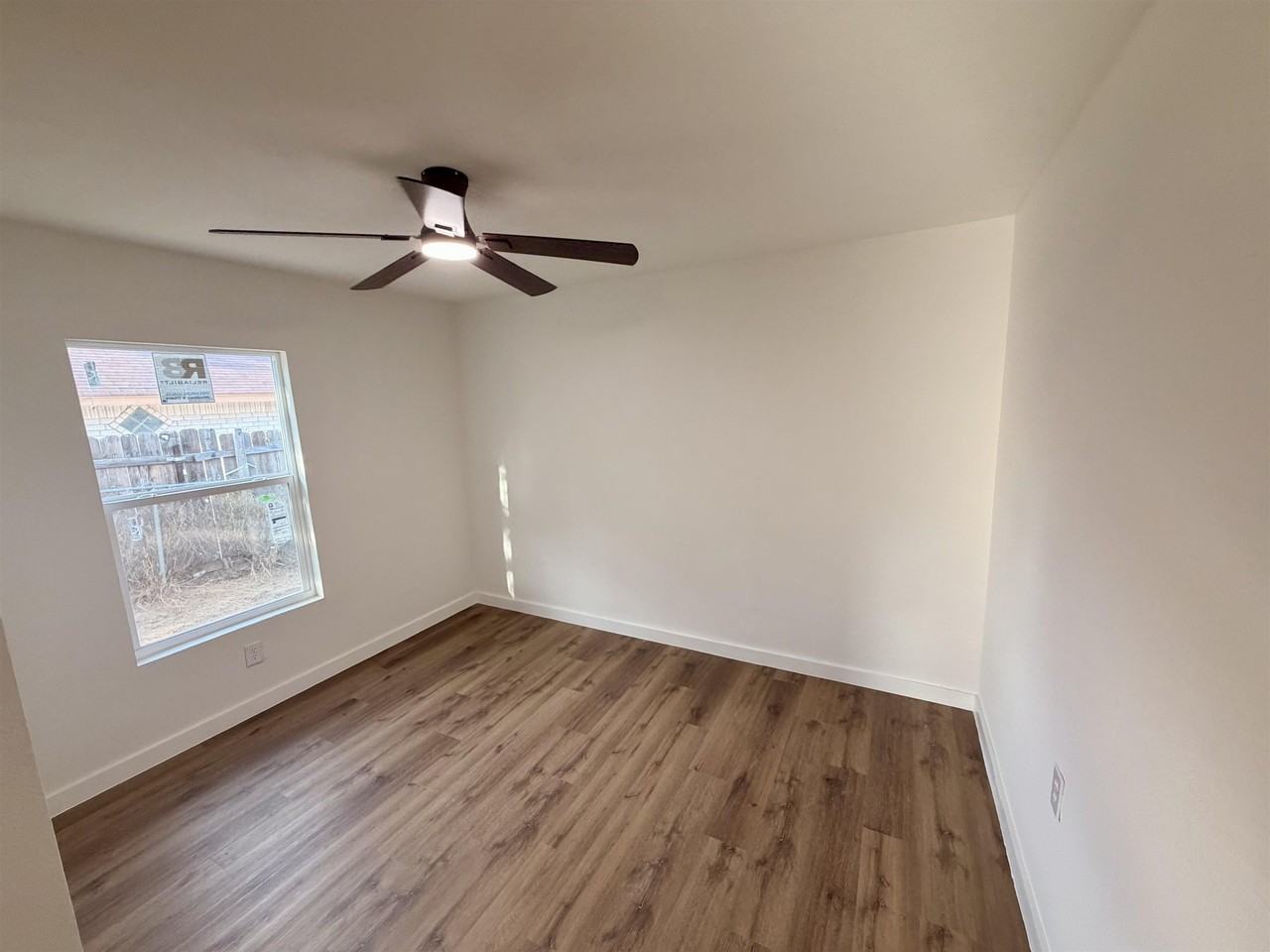 3405 S Louisiana Ave - Photo 7 of 24