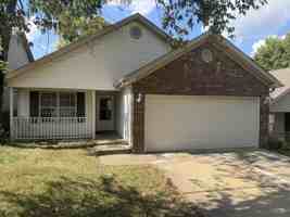 featured image of 657 Hugging Bear Dr