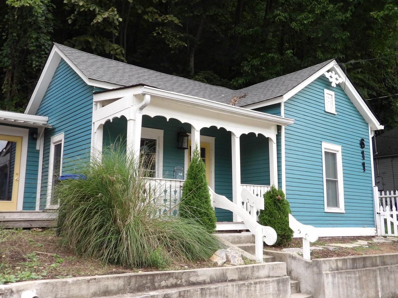 611 Taylor Ave - Photo 2 of 45