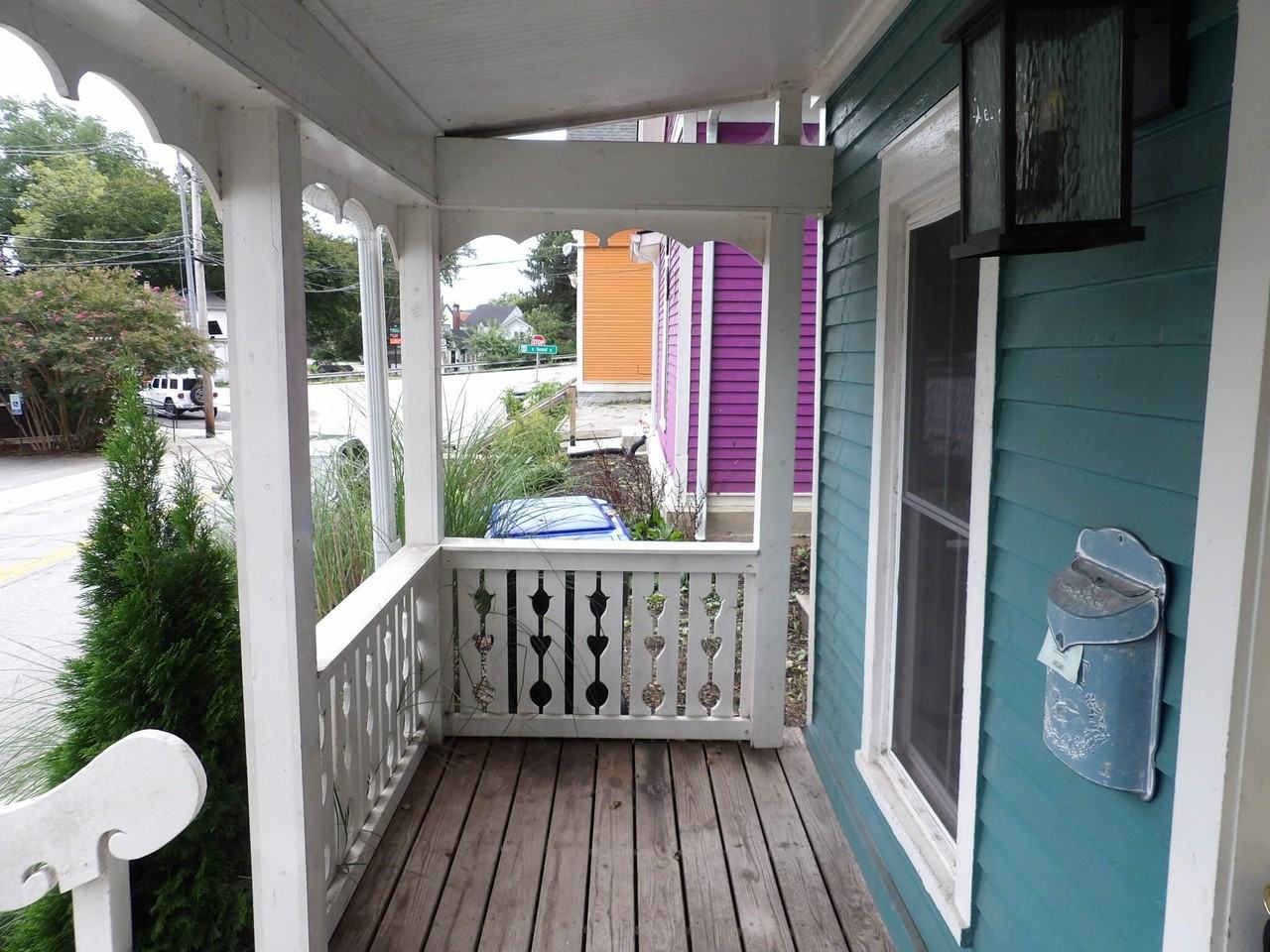 611 Taylor Ave - Photo 5 of 45