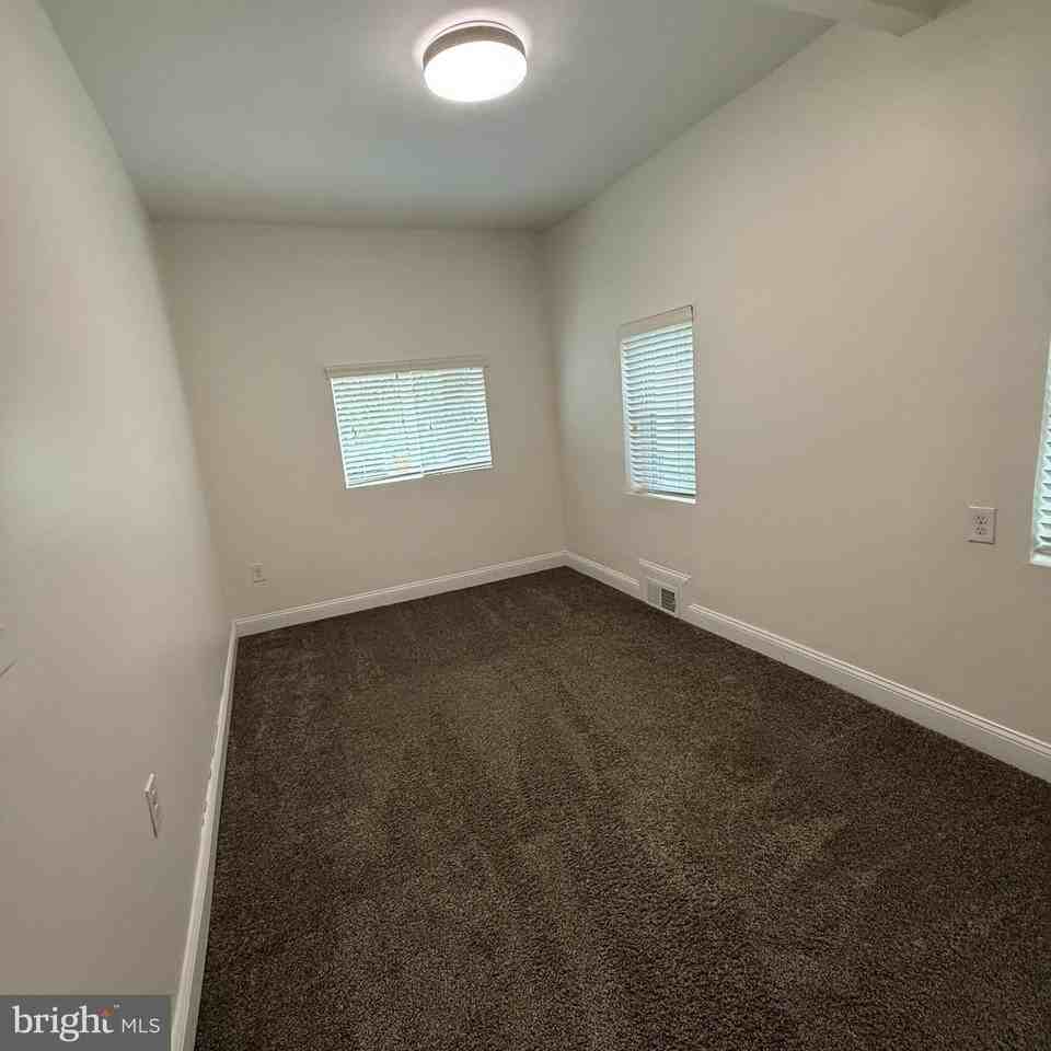 862 Birch Trl - Photo 7 of 16