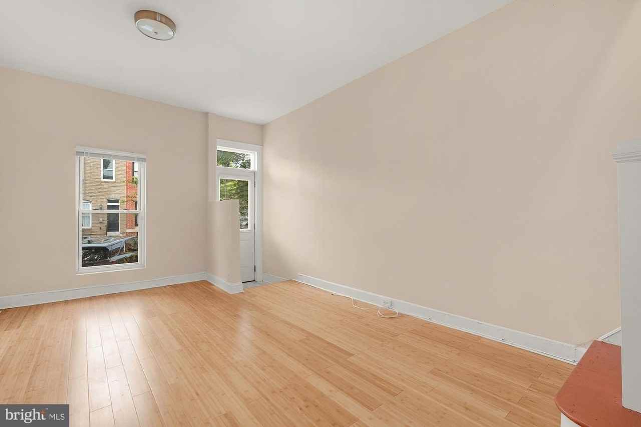 151 N Potomac St - Photo 5 of 17