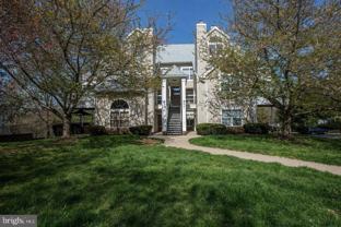 921 Hillside Lake Ter - Photo 1 of 1