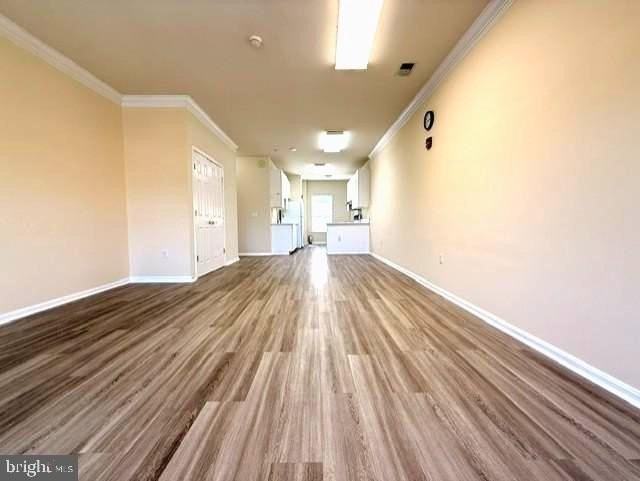 324 TOP FLOOR MAIN ST - Photo 3 of 16