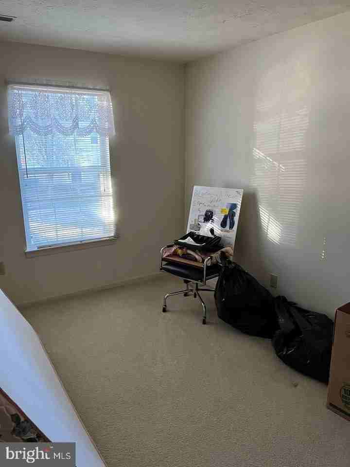 4643 Deepwood Ct - Photo 7 of 19