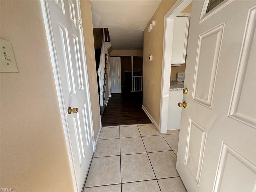 4237 Morgate Ln - Photo 2 of 19
