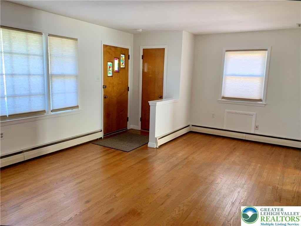 1029 N 26th St - Photo 3 of 39