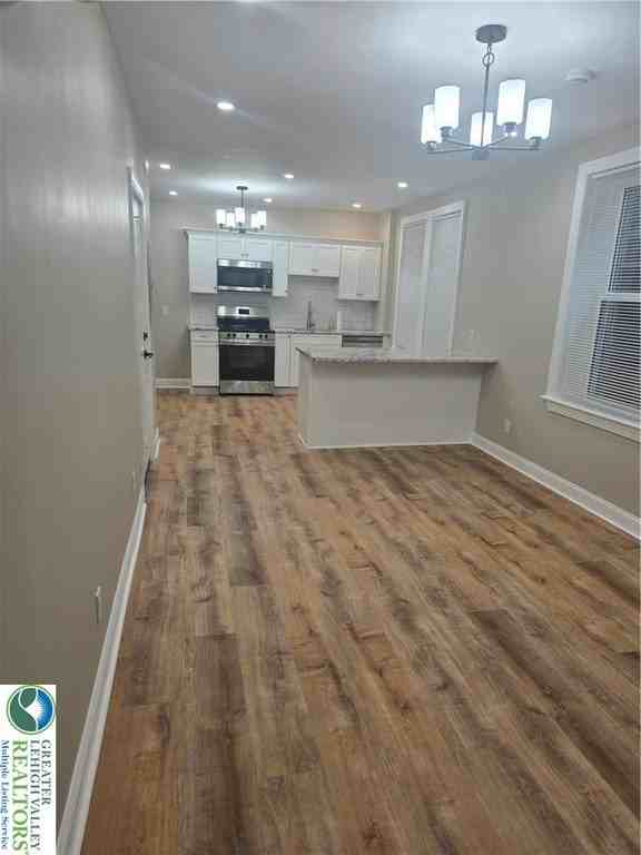 139 S Main St #2 - Photo 6 of 14