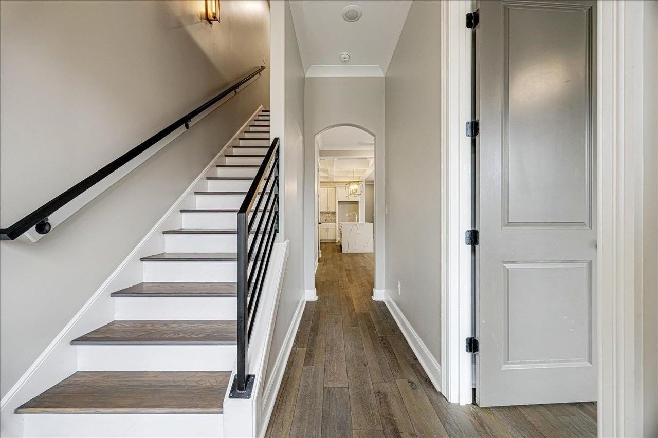 93 Toulouse St - Photo 7 of 35