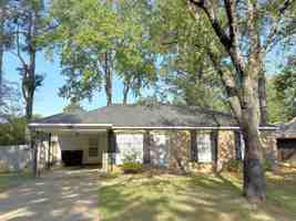 featured image of 955 Poplar Leaf Rd