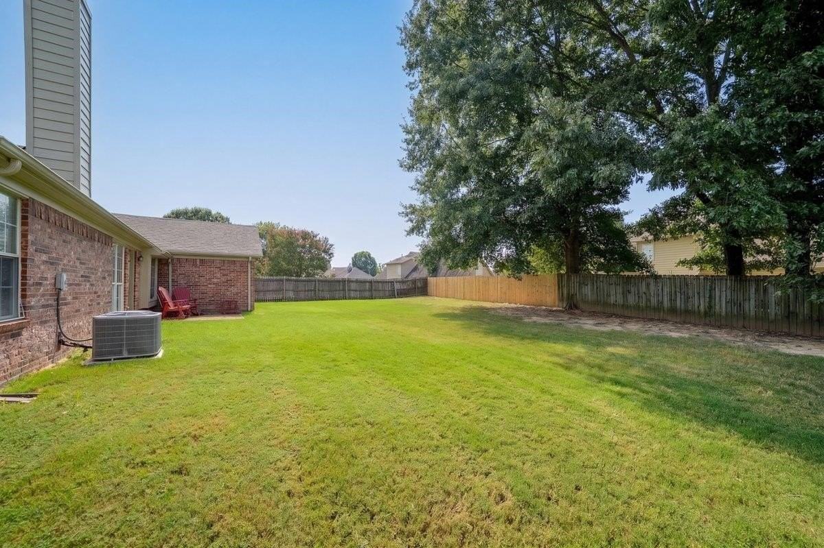 11181 Ivy Dr - Photo 5 of 20