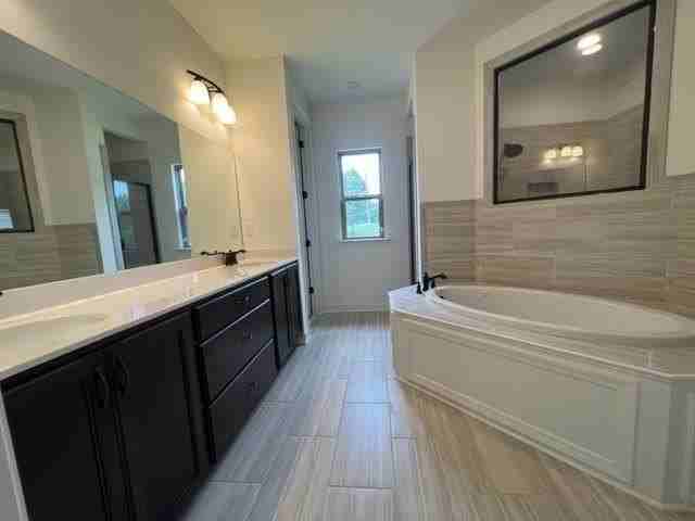 8373 Everly Meadows Dr - Photo 7 of 14