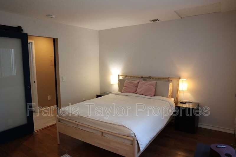 325 N Melrose Dr #D - Photo 6 of 11