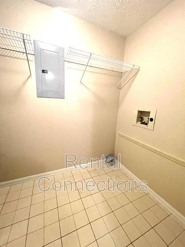 715 Joseph Ln - Photo 6 of 9