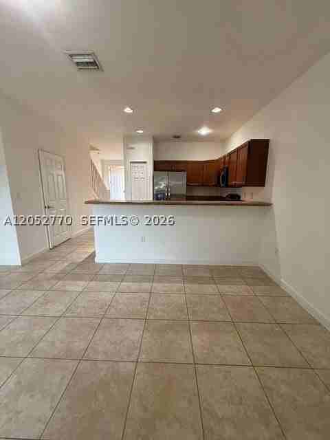 642 Se 32nd Ave #642 - Photo 6 of 37