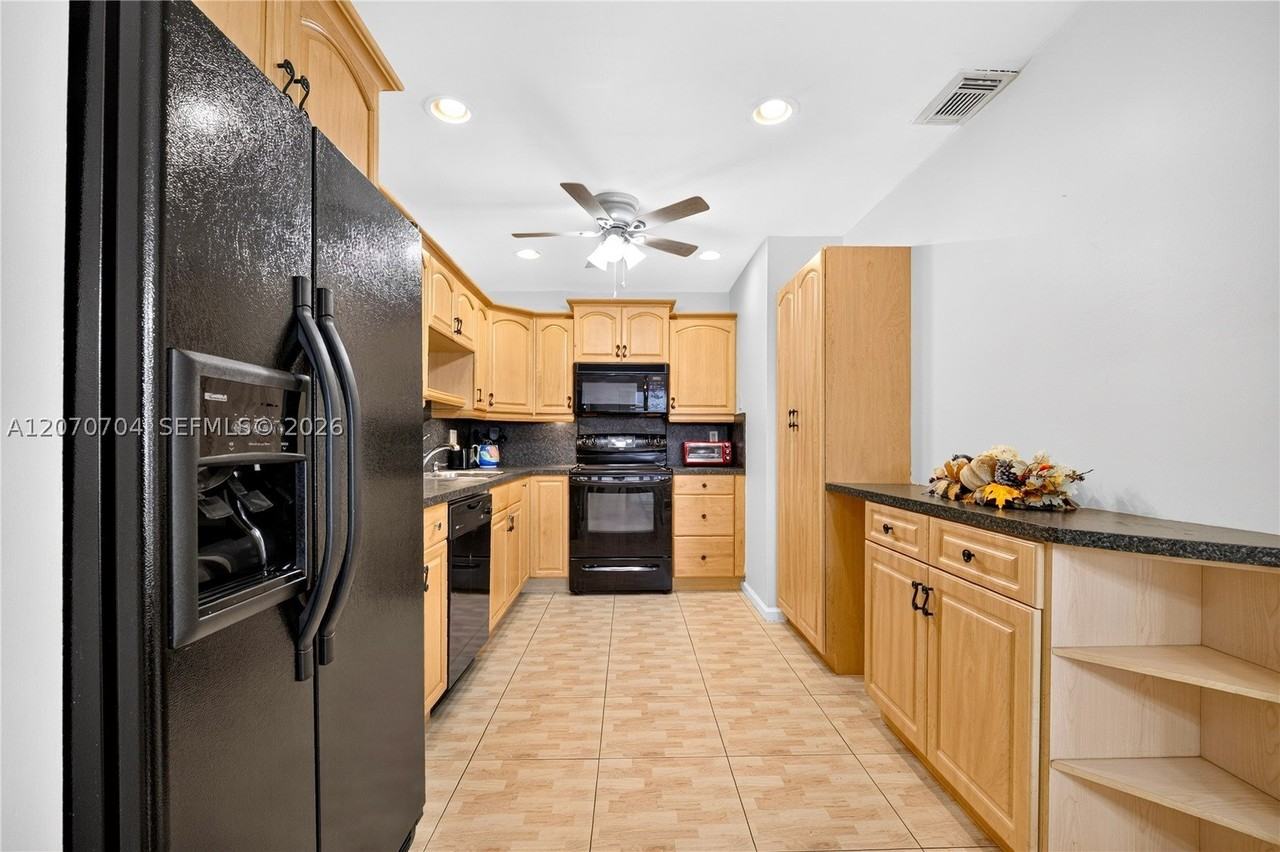 1055 Nw 83rd Ave #C47 - Photo 2 of 50