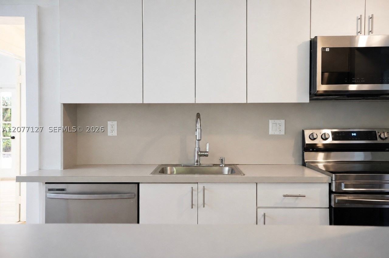 4134 Ventura Ave - Photo 5 of 25