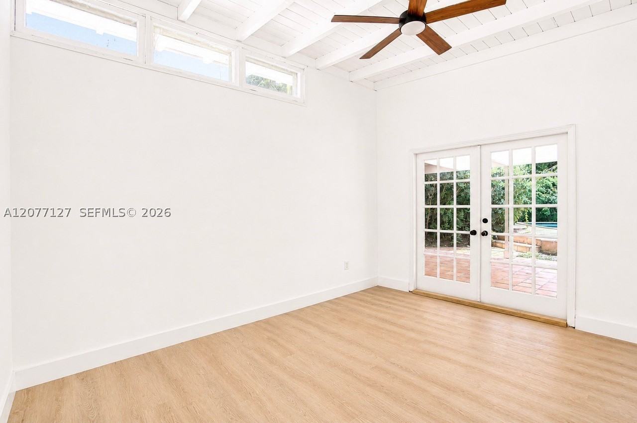 4134 Ventura Ave - Photo 7 of 25