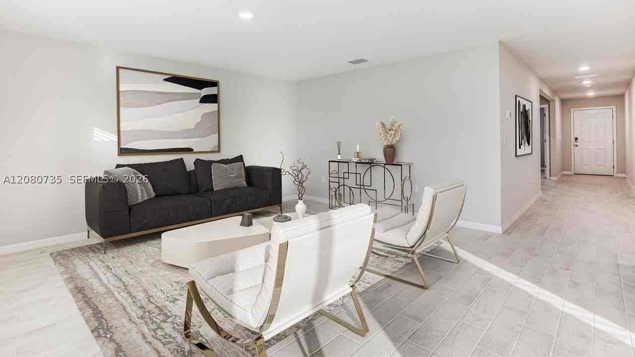 6026 Pecan Cir - Photo 5 of 13