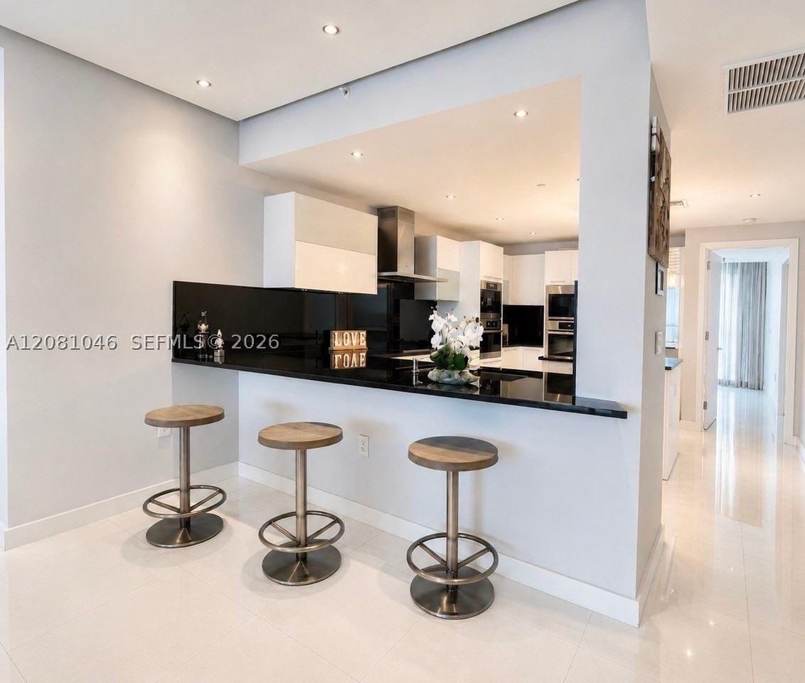 17121 Collins Ave #1905 - Photo 7 of 27