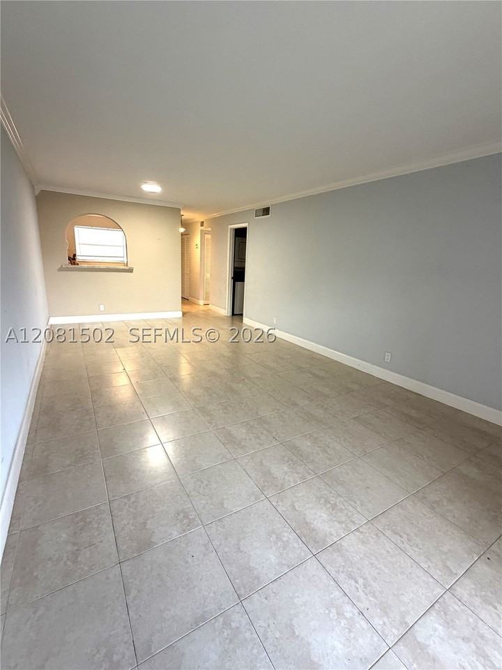 1751 Nw 75th Ave #310 - Photo 4 of 23